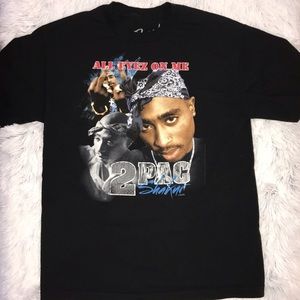 Tupac Shakur Tee Size Medium